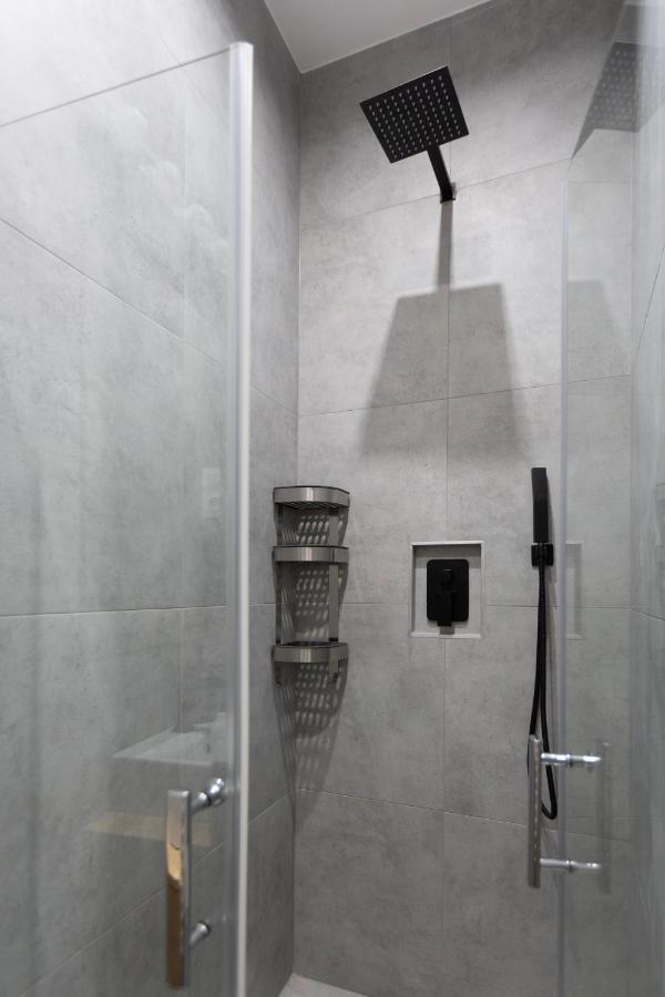 Glamorous Modern Apartment In The Hearth Of Budapest Eksteriør billede