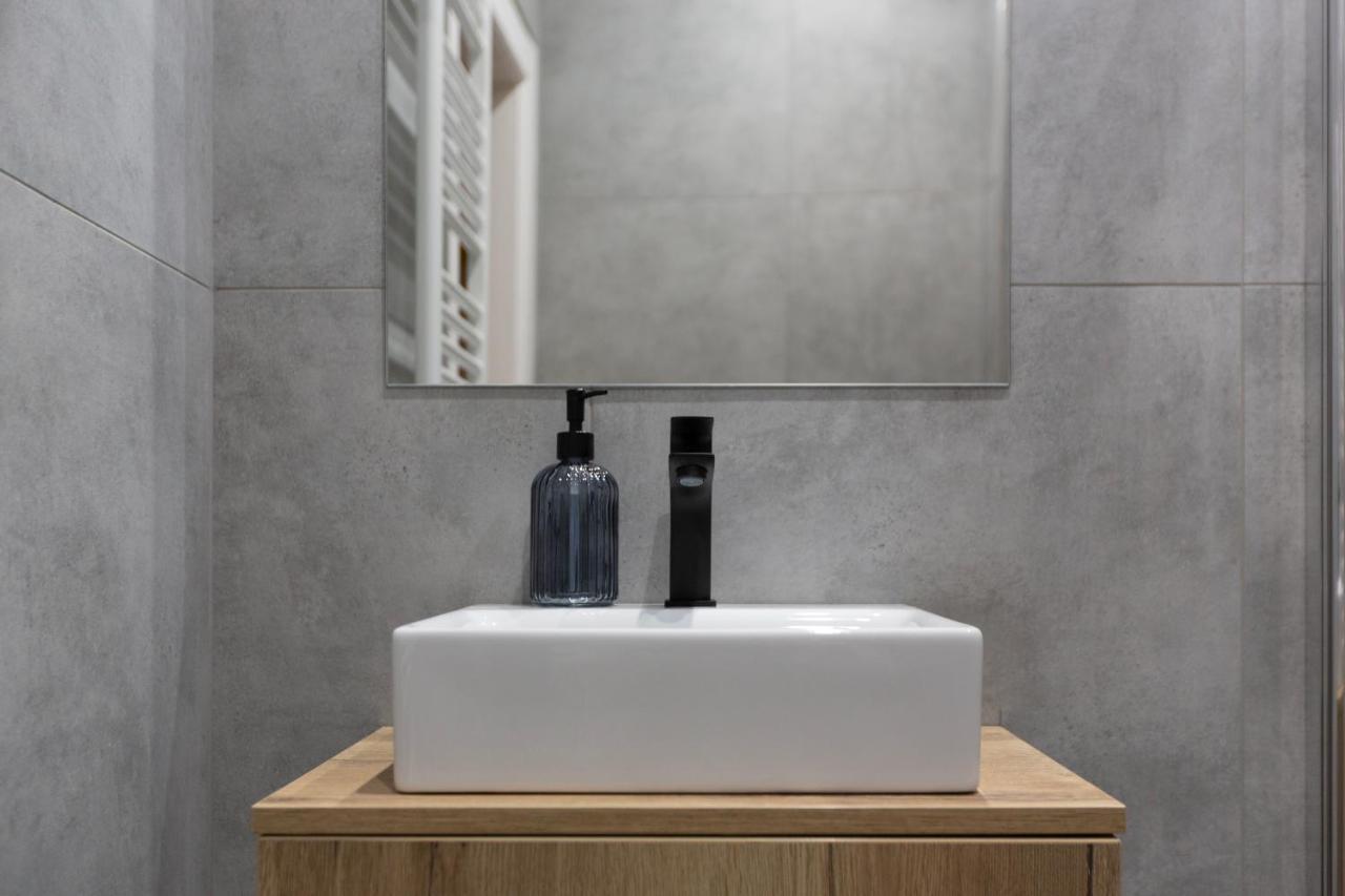 Glamorous Modern Apartment In The Hearth Of Budapest Eksteriør billede