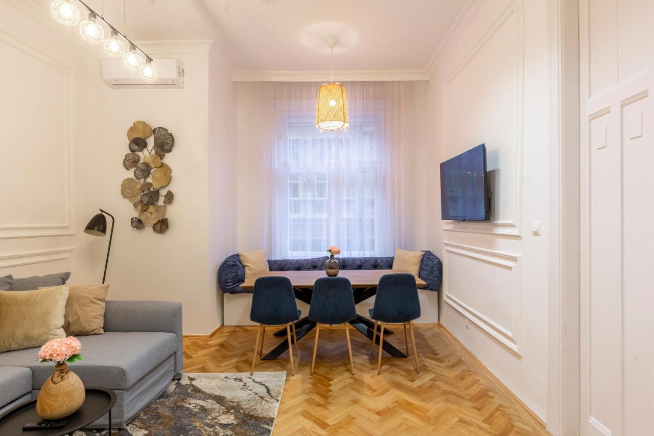 Glamorous Modern Apartment In The Hearth Of Budapest Eksteriør billede